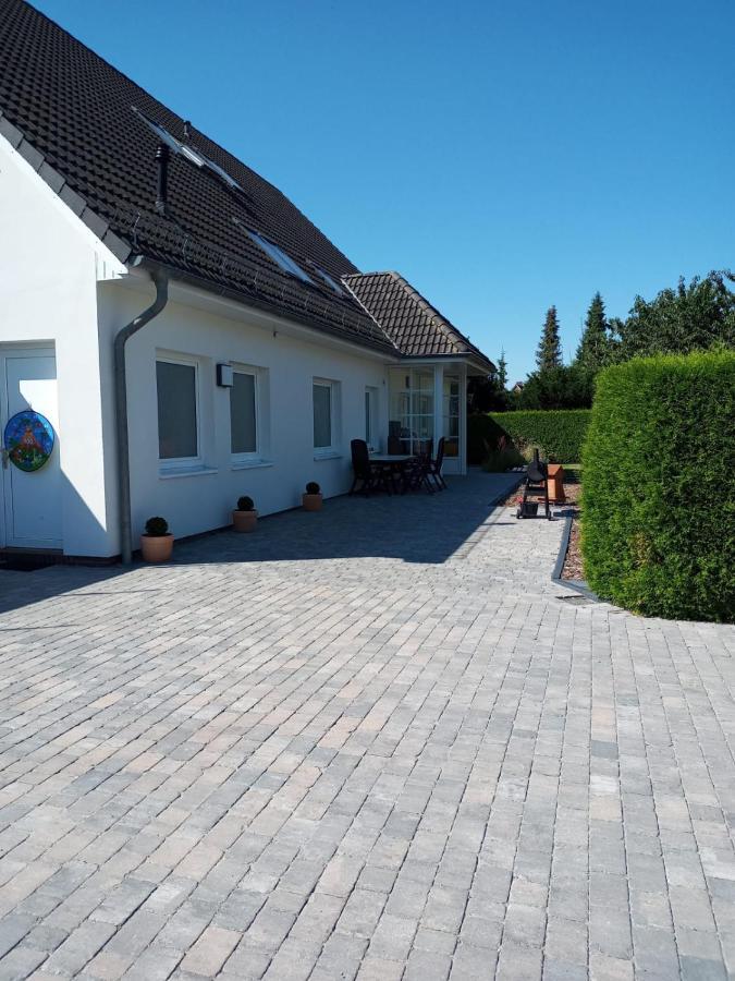 Modernes 21 M² Apartment Modern, Zentral Schortens Exterior photo